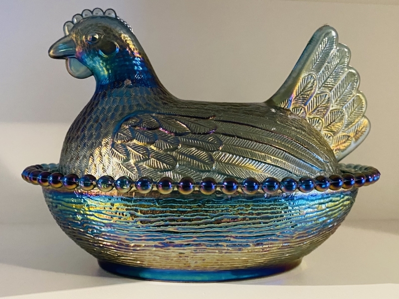 Vintage Carnival Blue Hen on a Nest Covered Glass Dish 